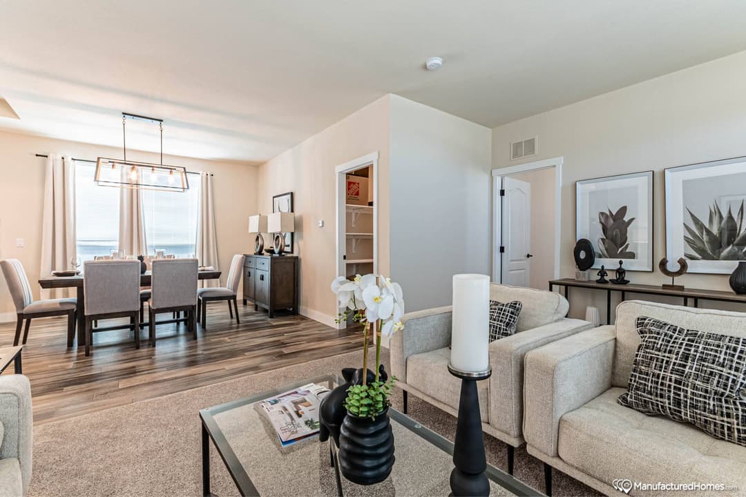 Hd 30764e interior home features