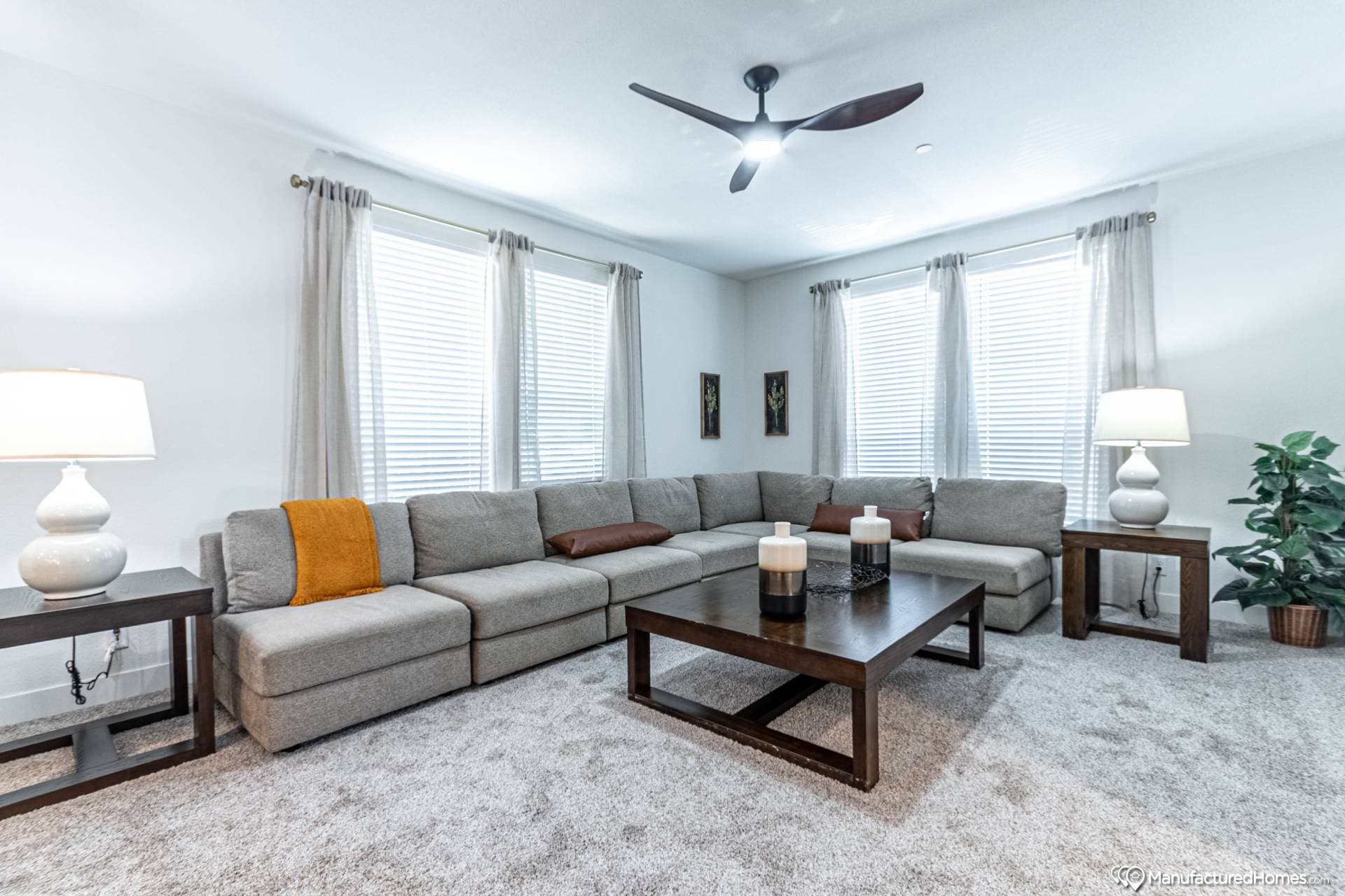 Holiday interior home features