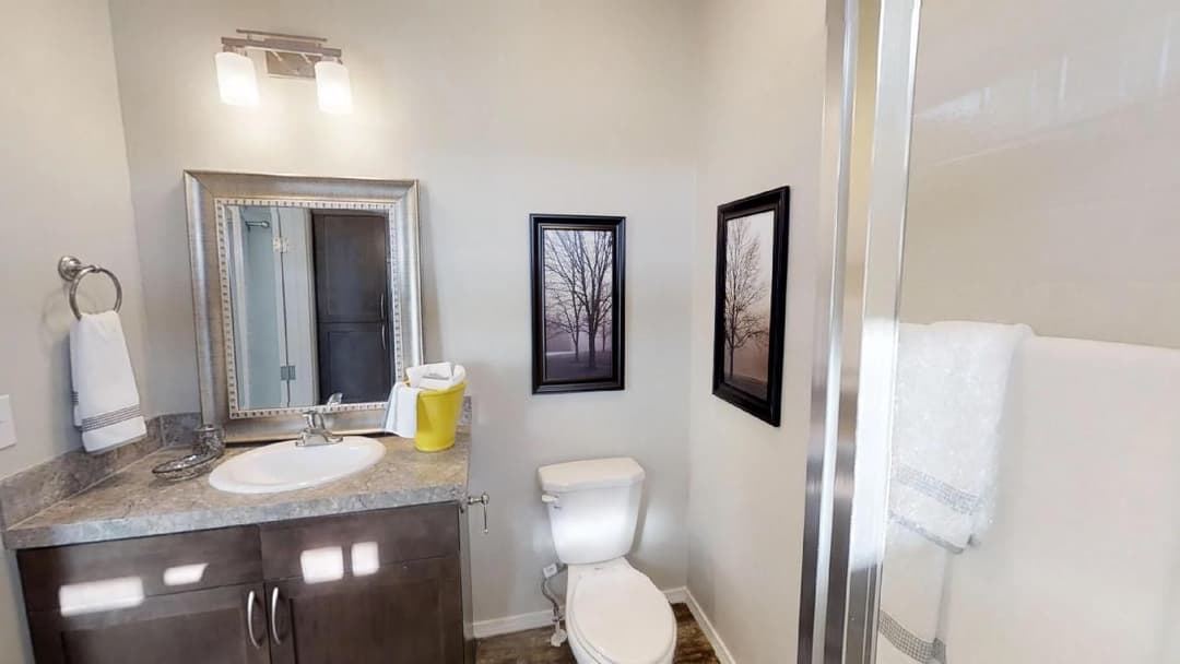 Rc3037a bathroom home features