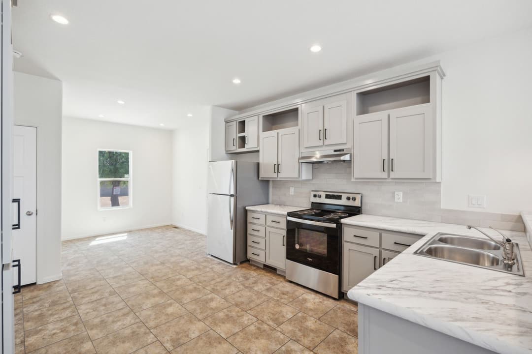 Cs2852e kitchen home features