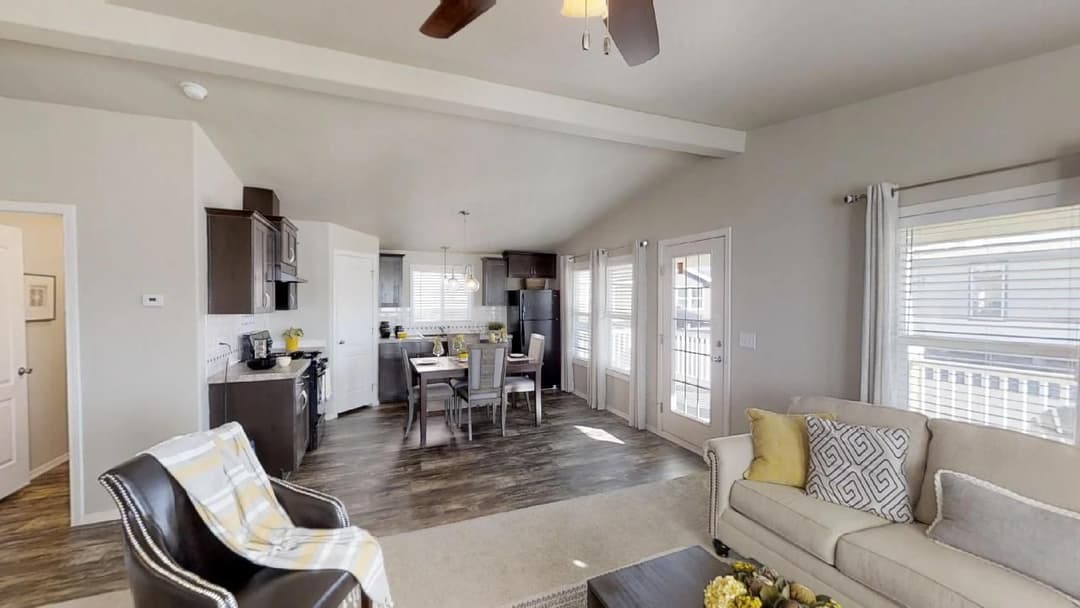 Rc3037a interior home features