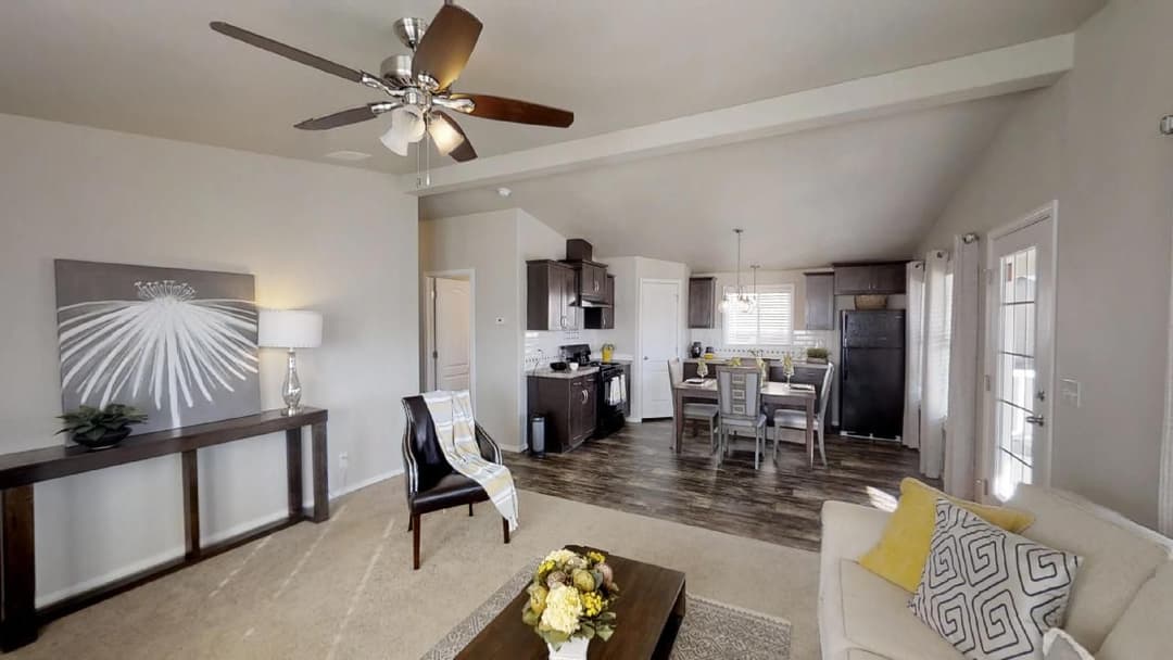 Rc3037a interior home features